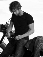 Chace Crawford t-shirt #3663141