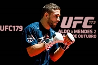Chad Mendes Sweatshirt #3514841