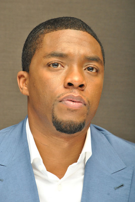 Chadwick Boseman magic mug #G783701