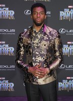 Chadwick Boseman magic mug #G1347281