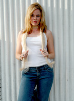 Chandra West t-shirt #2019688
