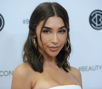 Chantel Jeffries t-shirt #3722867