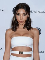 Chantel Jeffries t-shirt #3722881
