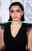 Charli Xcx Longsleeve T-shirt #3934315