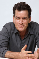 Charlie Sheen Longsleeve T-shirt #2223801