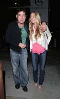 Charlie Sheen Longsleeve T-shirt #2744439