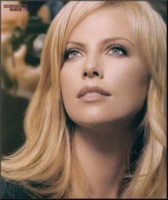 Charlize Theron Longsleeve T-shirt #1349566