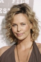 Charlize Theron Longsleeve T-shirt #1450984