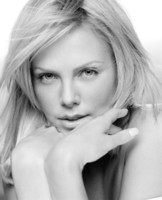 Charlize Theron Longsleeve T-shirt #1503911