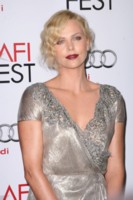 Charlize Theron Longsleeve T-shirt #1523744