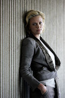 Charlize Theron Sweatshirt #2058417