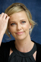 Charlize Theron Sweatshirt #2277208