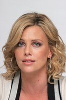 Charlize Theron Sweatshirt #2284972