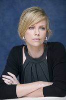Charlize Theron Sweatshirt #2284995