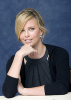 Charlize Theron t-shirt #2284999
