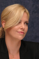 Charlize Theron Sweatshirt #2285081