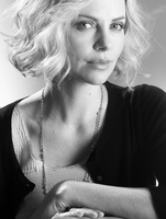 Charlize Theron Sweatshirt #2330336