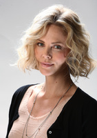 Charlize Theron t-shirt #2330350