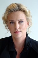 Charlize Theron Sweatshirt #2403378