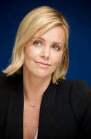 Charlize Theron t-shirt #2426313