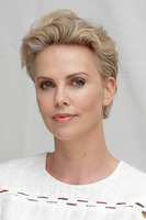 Charlize Theron Sweatshirt #2465570