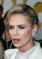 Charlize Theron Sweatshirt #3229507