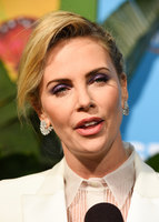 Charlize Theron mug #G1471738