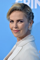 Charlize Theron mug #G1471850