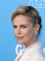 Charlize Theron longsleeve t-shirt #3229963