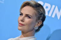 Charlize Theron mug #G1472065