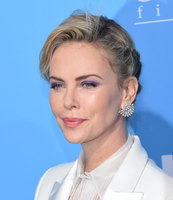Charlize Theron Sweatshirt #3230046