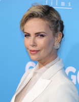 Charlize Theron Sweatshirt #3230071