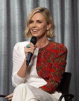 Charlize Theron Sweatshirt #3766401