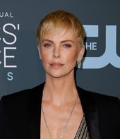Charlize Theron magic mug #G2554296