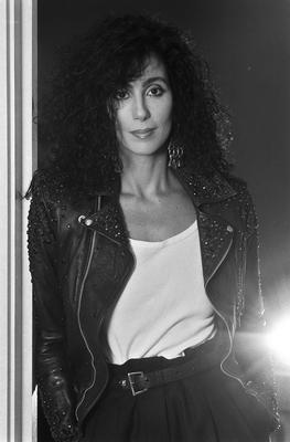 Cher Poster 2106237