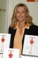 Cheryl Ladd Sweatshirt #1249074
