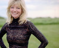 Cheryl Tiegs Longsleeve T-shirt #3363048