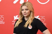 Chloe  Moretz Sweatshirt #3758378