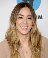 Chloe Bennet mug #G2397929
