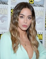 Chloe Bennet mug #G2509344