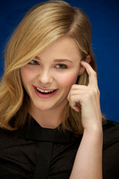 Chloe Moretz longsleeve t-shirt #2246373