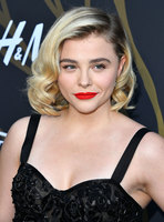 Chloe Moretz Sweatshirt #2966638