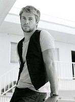 Chris Hemsworth mug #G526572