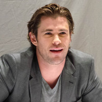 Chris Hemsworth mug #G684751