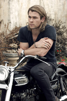 Chris Hemsworth mug #G692517