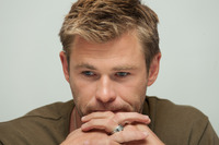 Chris Hemsworth mug #G764622