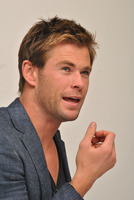 Chris Hemsworth mug #G803388