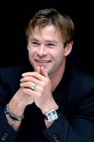 Chris Hemsworth mug #G850192