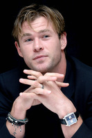 Chris Hemsworth mug #G850212