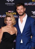 Chris Hemsworth Longsleeve T-shirt #2779288